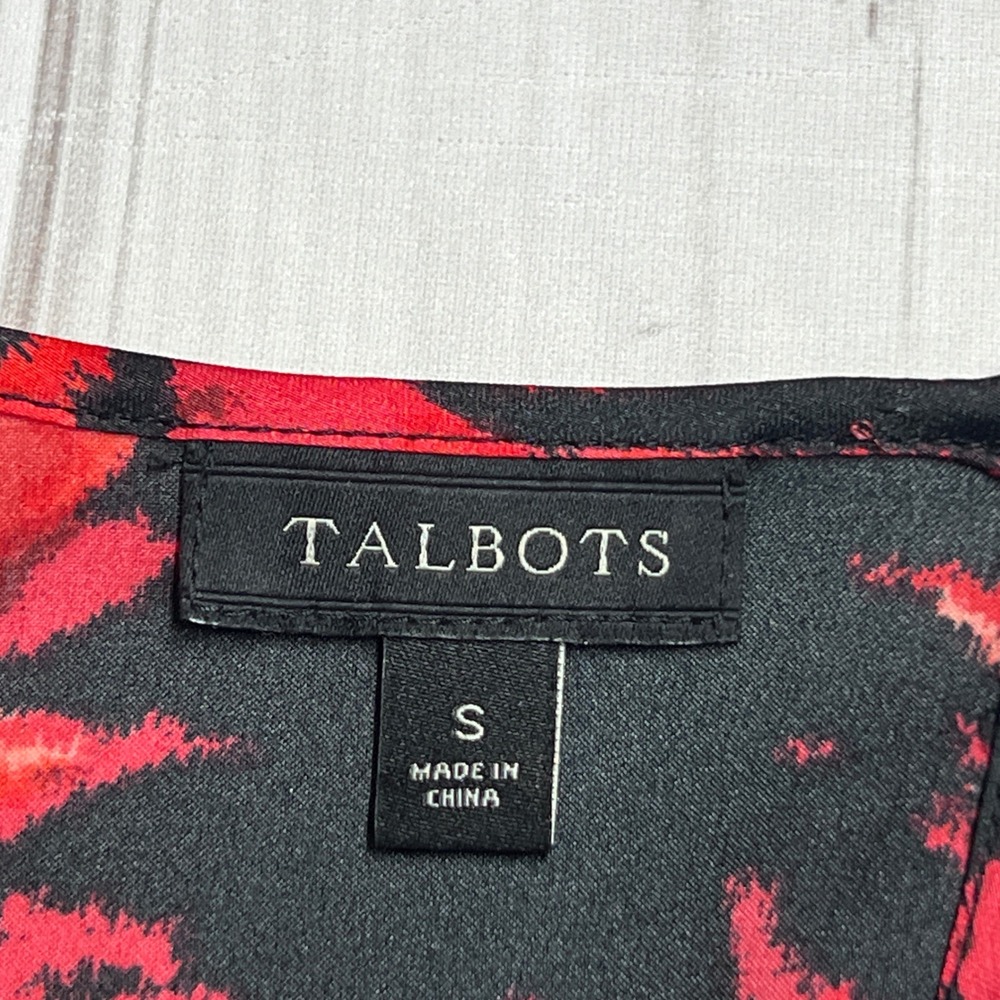 Talbots Floral Blouse Womens Small Black Red Rose Satin Long Sleeve Keyhole Neck - Picture 2 of 9